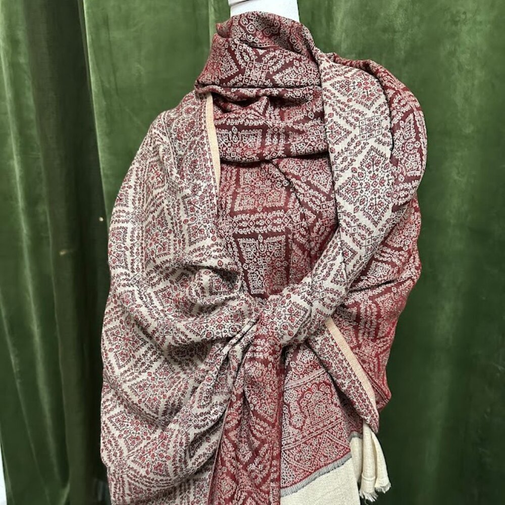 Handcrafted Double-Sided Soft Women's Shawl With Beautiful Ethnic Pattern Stole